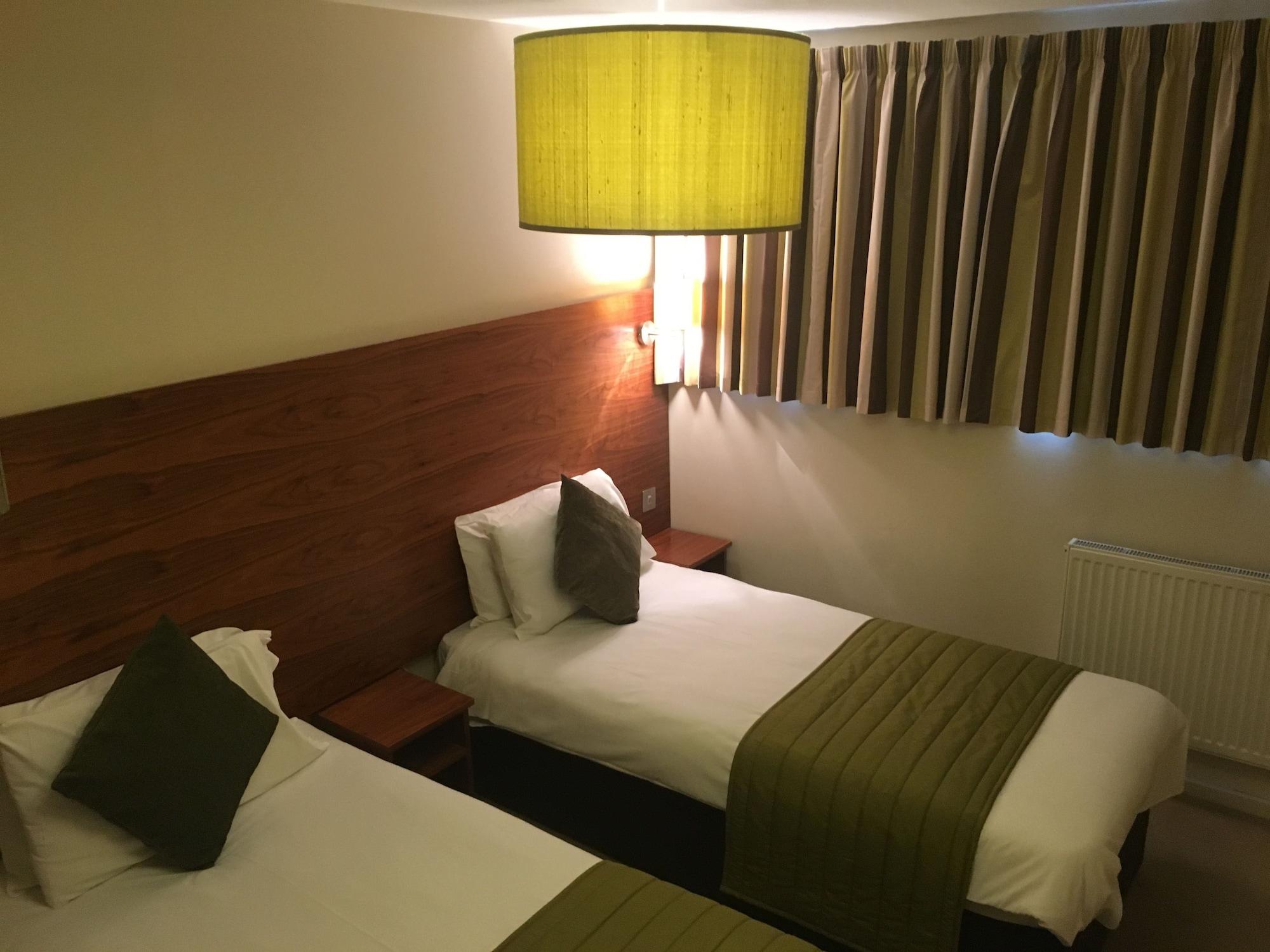 Stockwood Hotel - Luton Airport Ngoại thất bức ảnh