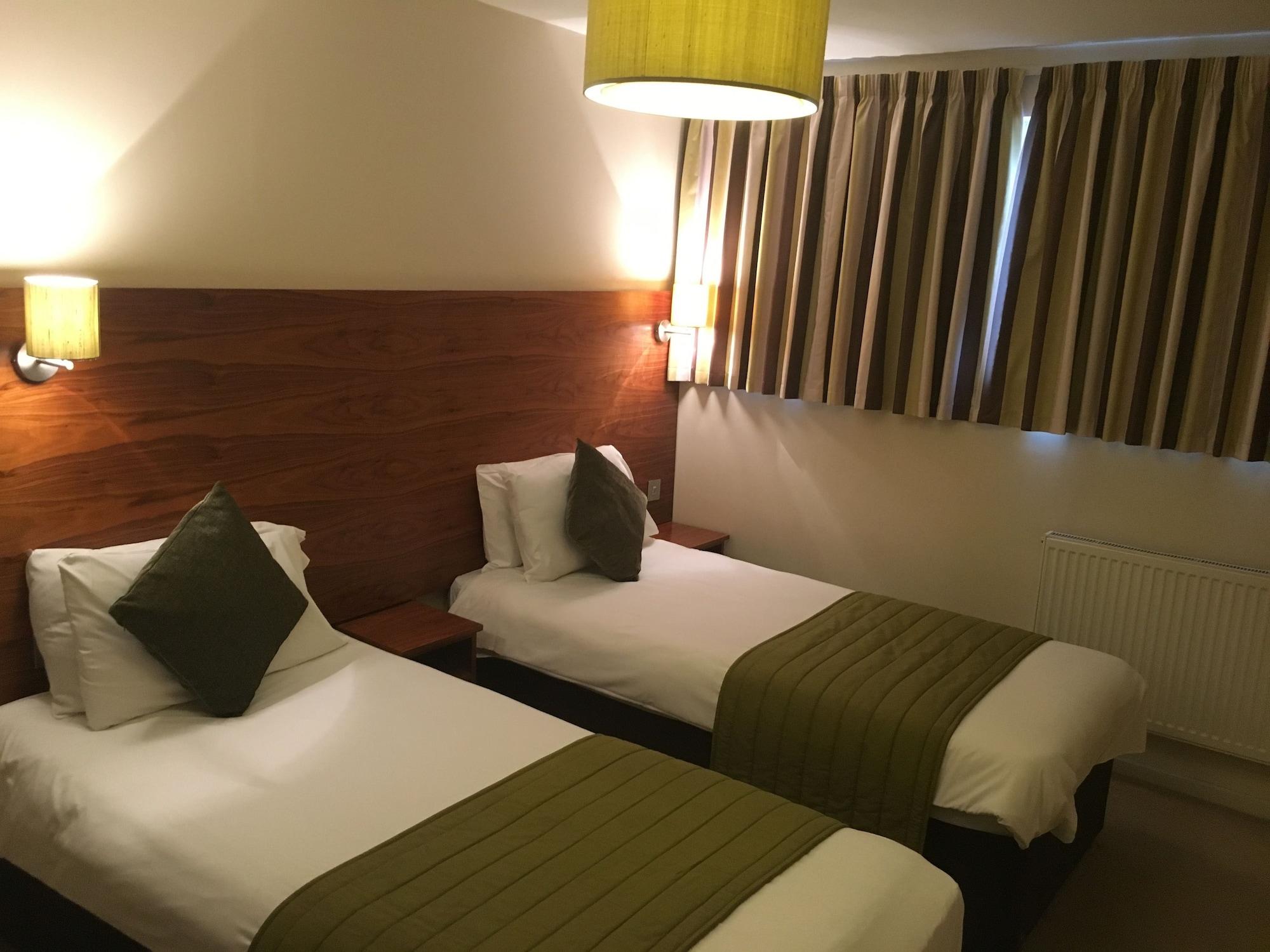 Stockwood Hotel - Luton Airport Ngoại thất bức ảnh