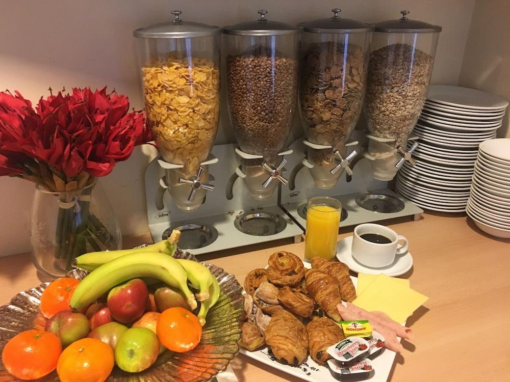 Stockwood Hotel - Luton Airport Ngoại thất bức ảnh