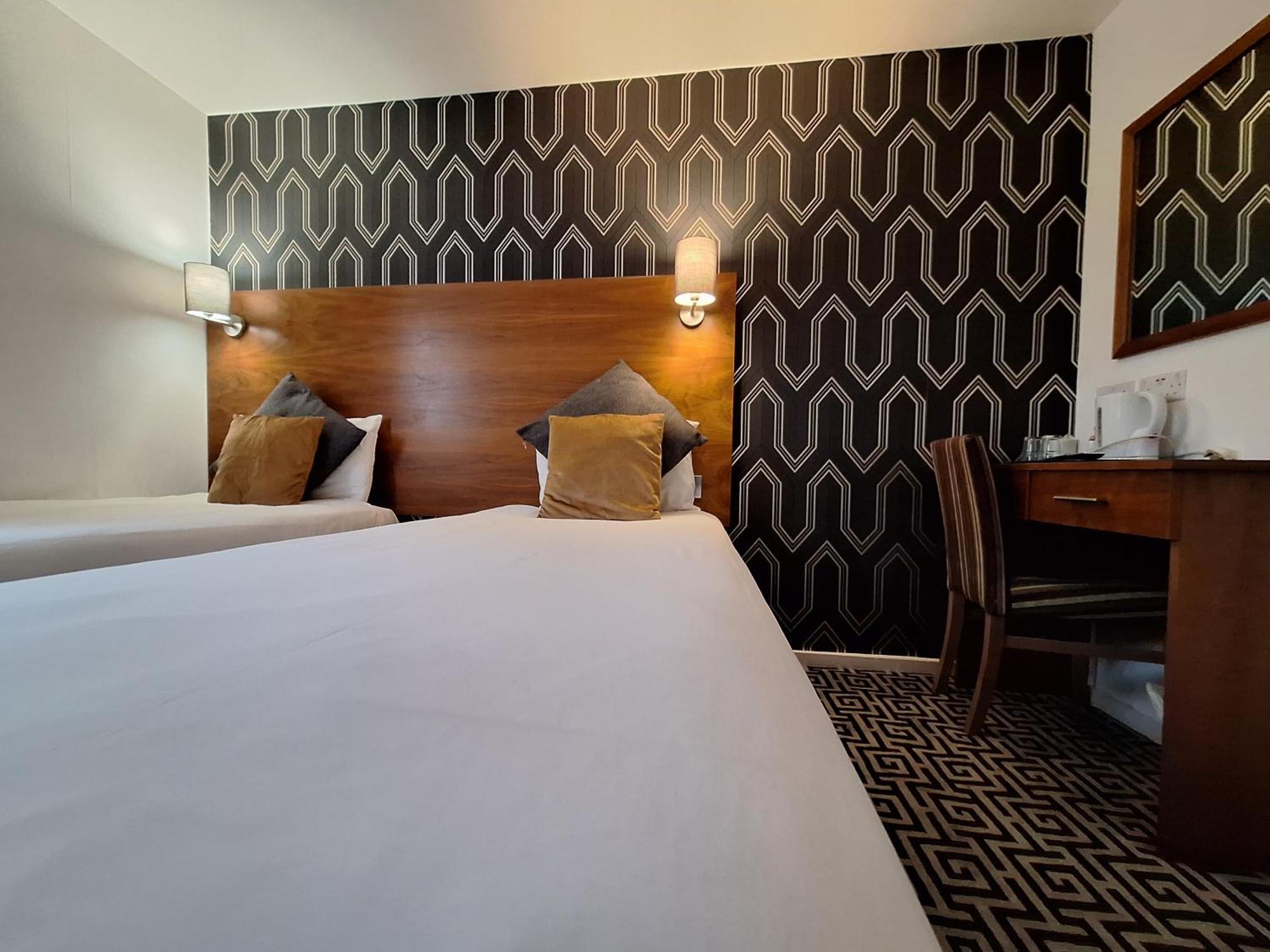 Stockwood Hotel - Luton Airport Ngoại thất bức ảnh