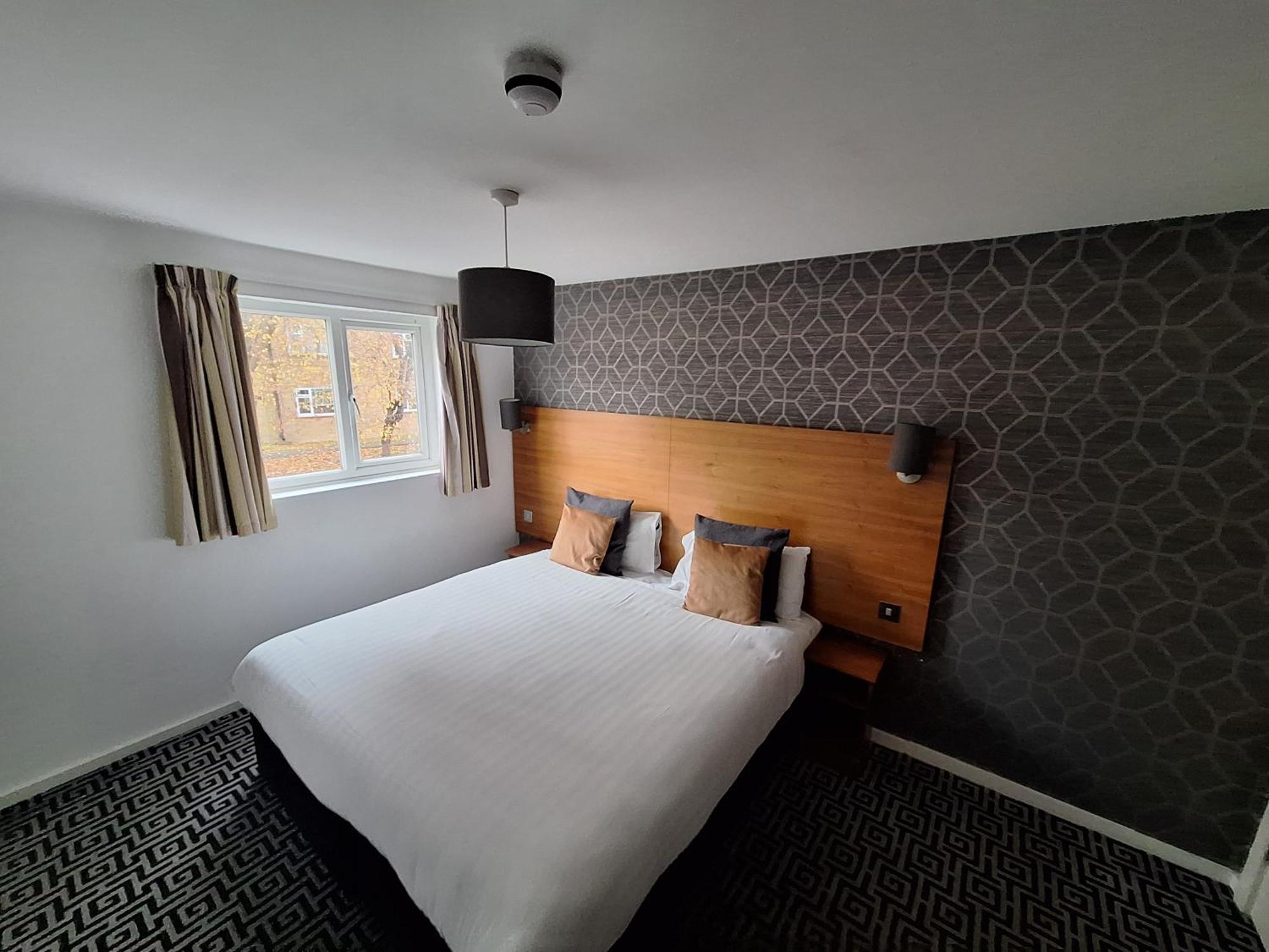 Stockwood Hotel - Luton Airport Ngoại thất bức ảnh