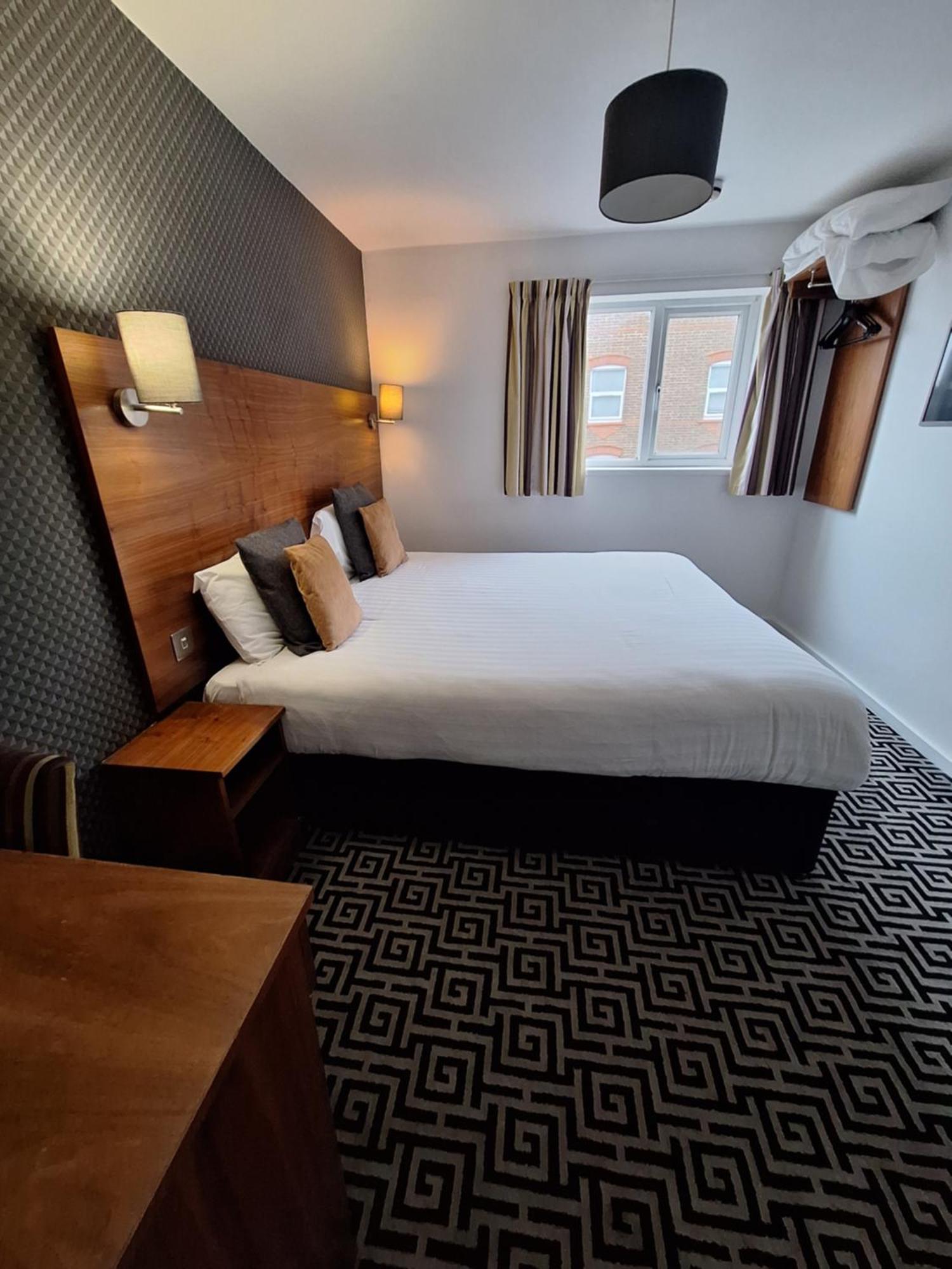 Stockwood Hotel - Luton Airport Ngoại thất bức ảnh