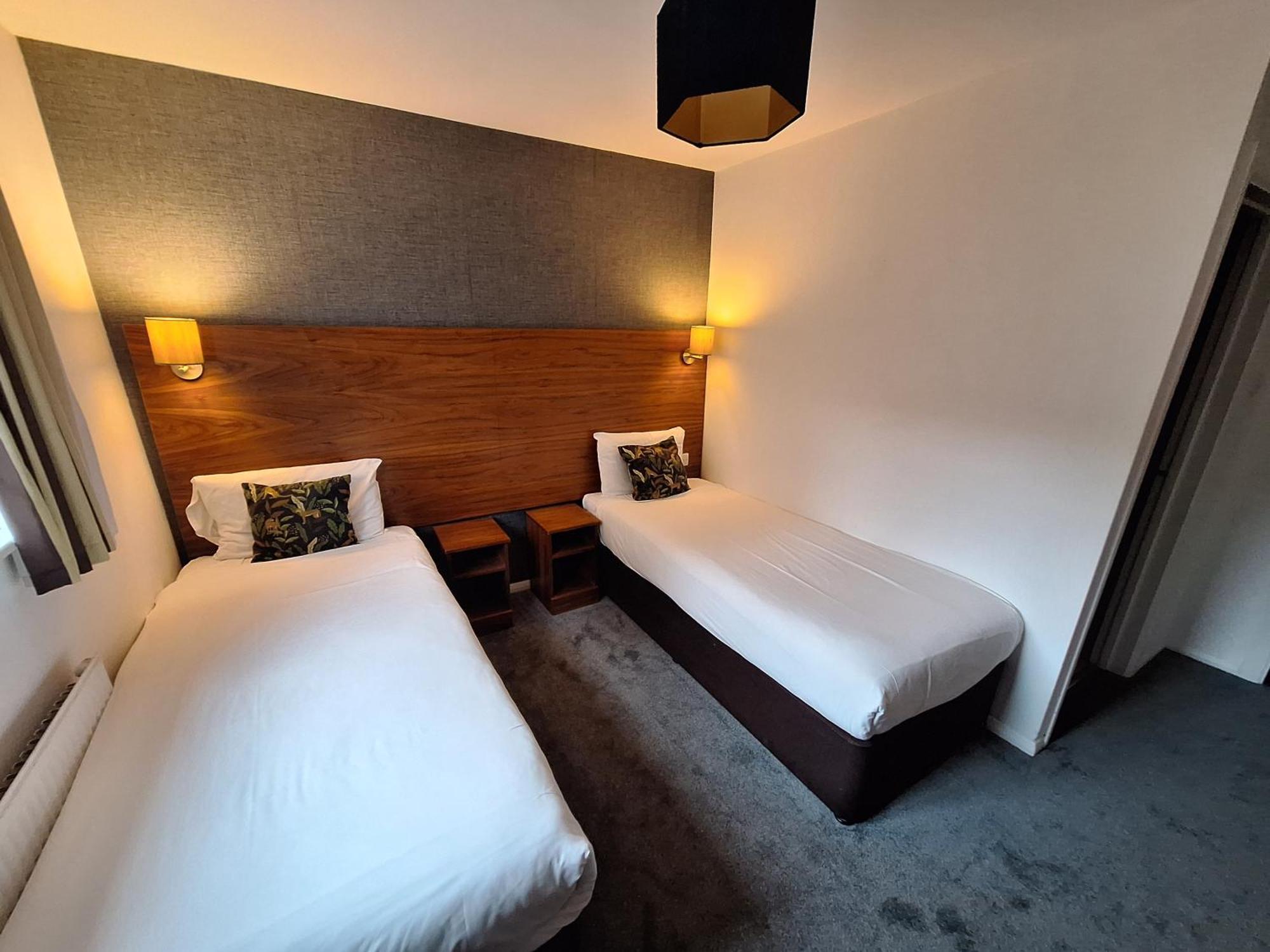 Stockwood Hotel - Luton Airport Ngoại thất bức ảnh