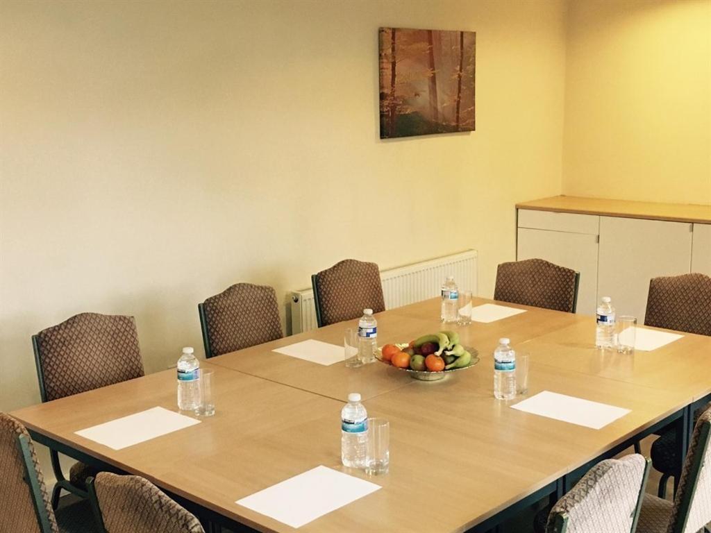 Stockwood Hotel - Luton Airport Ngoại thất bức ảnh