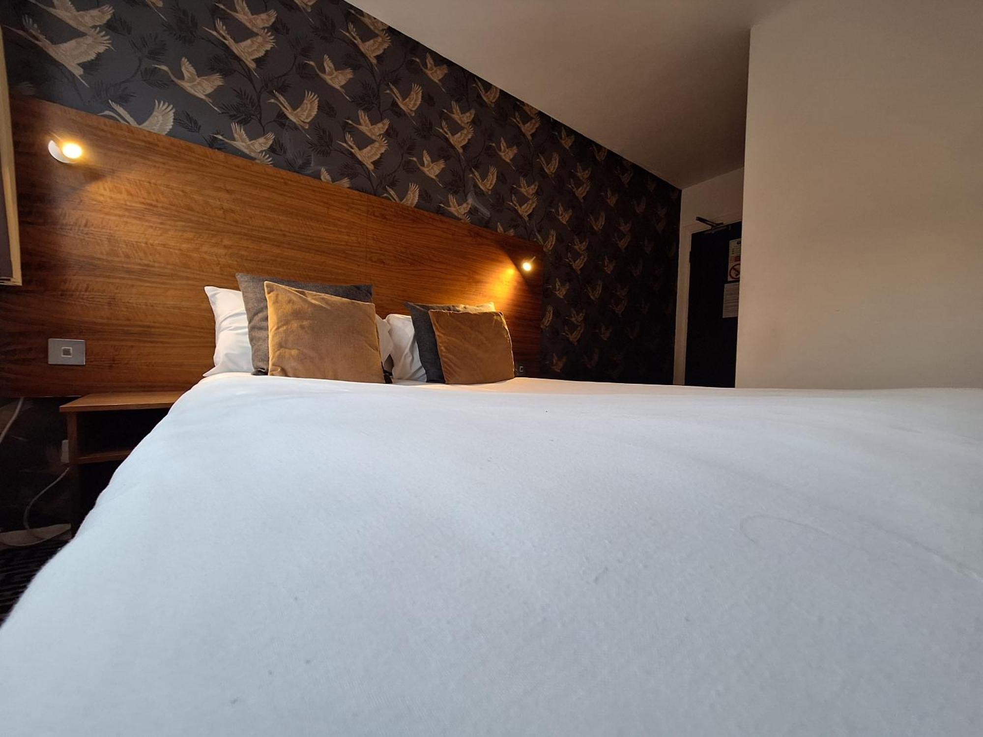 Stockwood Hotel - Luton Airport Ngoại thất bức ảnh