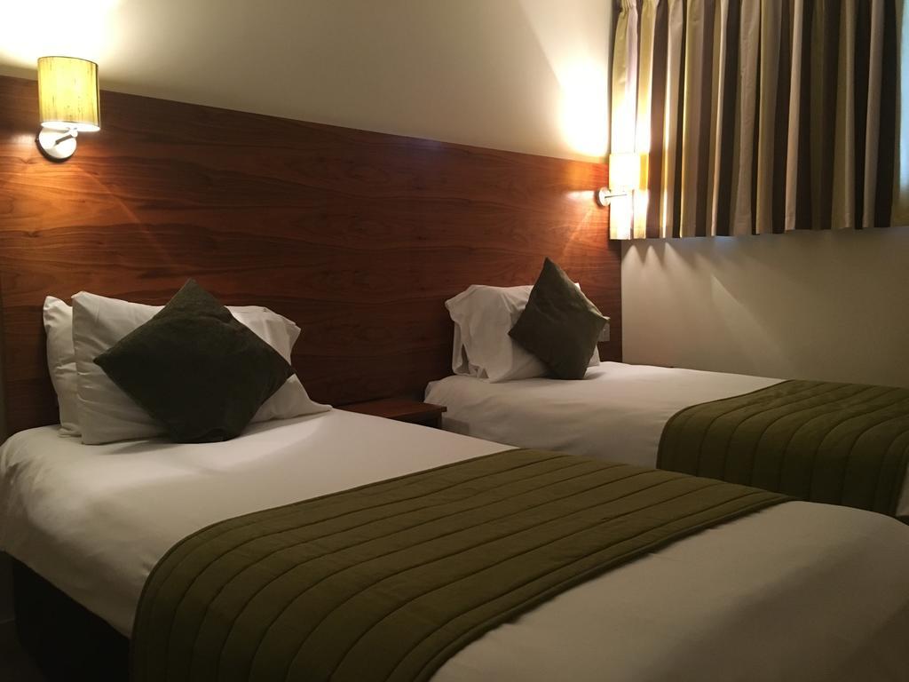 Stockwood Hotel - Luton Airport Ngoại thất bức ảnh